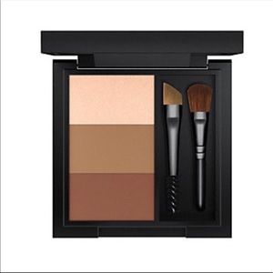 M.A.C Great Brows in Tapered